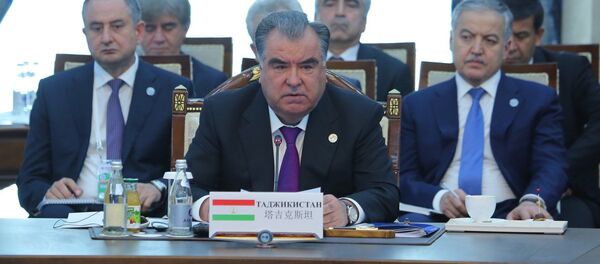 Эмомали Рахмон на заседании Совета глав государств – членов ШОС в Бишкеке - Sputnik Тоҷикистон