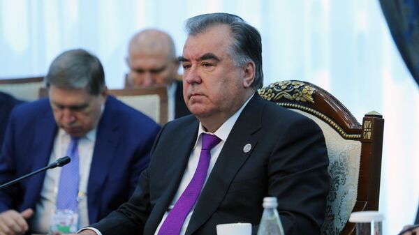 Эмомали Рахмон на заседании Совета глав государств–членов ШОС в Бишкеке. Архивное фото - Sputnik Тоҷикистон