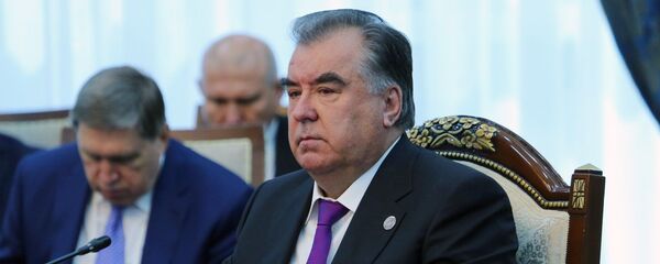Эмомали Рахмон на заседании Совета глав государств–членов ШОС в Бишкеке - Sputnik Таджикистан