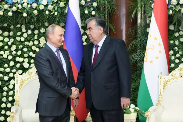 Ҷашнҳои рӯзи 5 март дар Тоҷикистон ва ҷаҳон Ҷашнҳои рӯзи 5 март дар Тоҷикистон ва ҷаҳон - Sputnik Тоҷикистон
