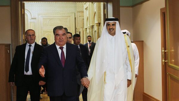 Президент Таджикистана Эмомали Рахмон и эмир Катара Тамим бен Хамад Аль Тани - Sputnik Таджикистан