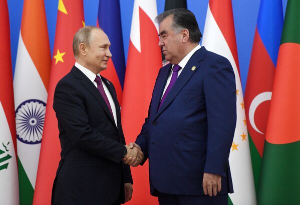 Пленарное заседание Владимира Путина на саммите СВМДА в Таджикистане - Sputnik Тоҷикистон