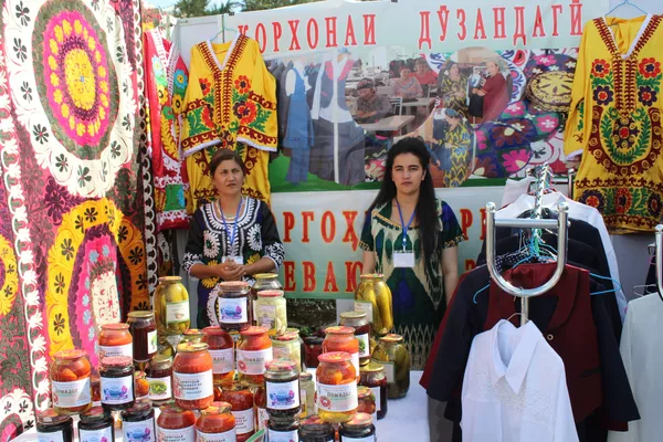 Международный инвестиционный Форум в городе Куляб Хатлонской области Международный инвестиционный Форум в городе Куляб Хатлонской области - Sputnik Тоҷикистон