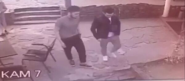 Опубликовано видео смертельной драки возле метро «Электрозаводская» - Sputnik Тоҷикистон