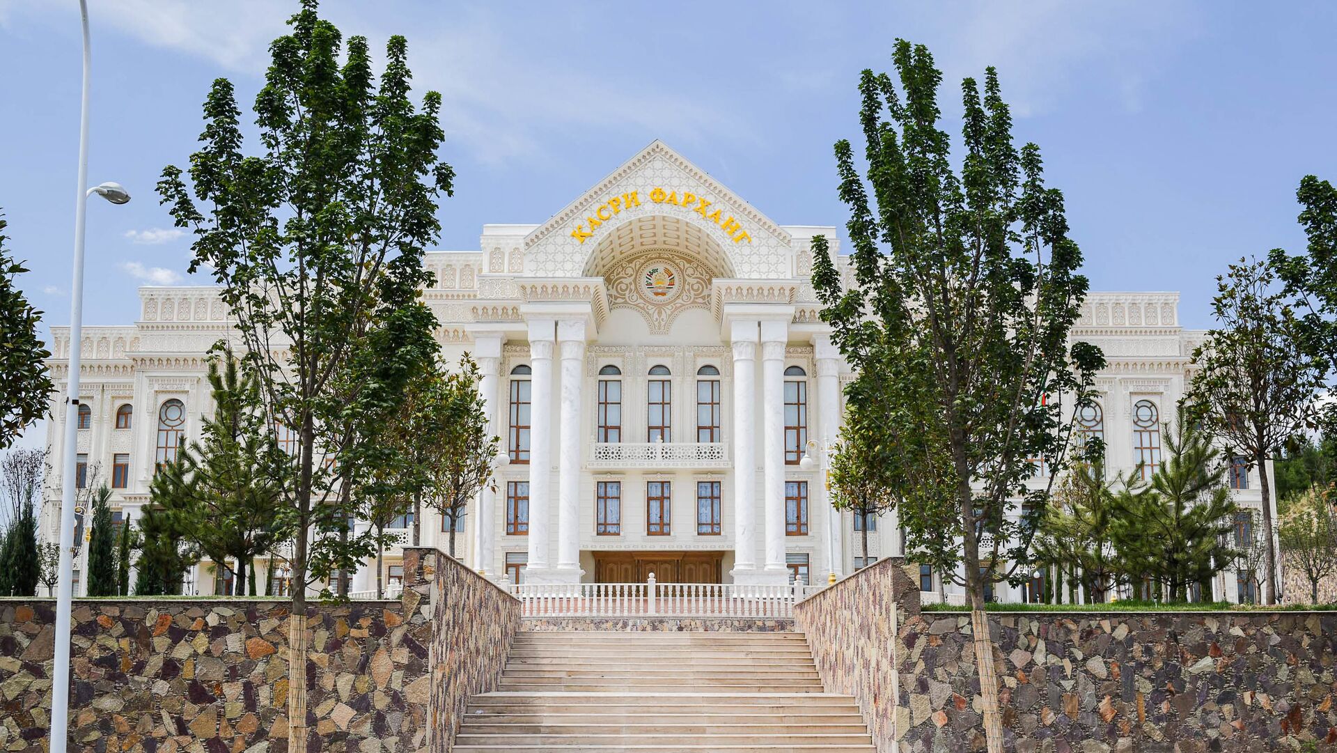 Новый Дворец культуры в Дангаре - Sputnik Таджикистан, 1920, 05.02.2021