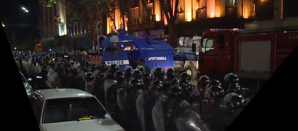 Протесты в Тбилиси: придет ли Грузия в себя? Протесты в Тбилиси: придет ли Грузия в себя? - Sputnik Тоҷикистон