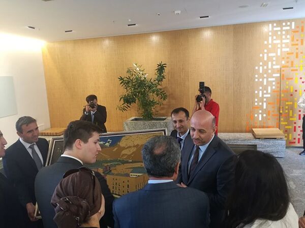 Шоҳзода Алӣ Муҳаммад Оқохон аз Маркази исмоилияи Хоруғ боздид мекунад Шоҳзода Алӣ Муҳаммад Оқохон аз Маркази исмоилияи Хоруғ боздид мекунад - Sputnik Тоҷикистон