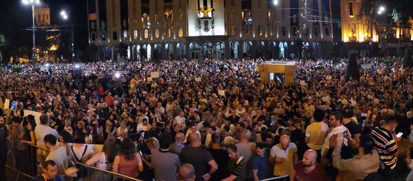 Протесты в Грузии: как одна провокация может погубить экономику всей страны - Sputnik Таджикистан