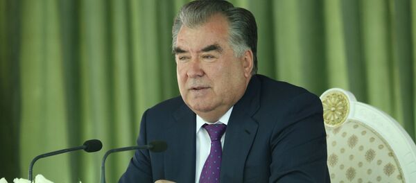 Президент Таджикистана Эмомали Рахмон - Sputnik Тоҷикистон