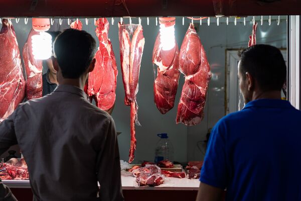 Вируси корона ба маводи ғизоӣ сироят кард: болоравии нархҳо дар бозорҳои Тоҷикистон  - Sputnik Тоҷикистон