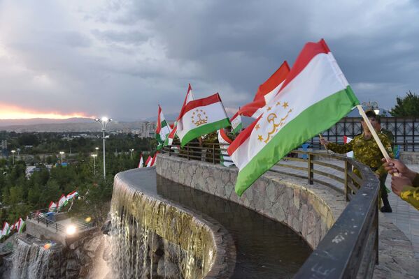 Празднование Дня единства в Душанбе  - Sputnik Таджикистан