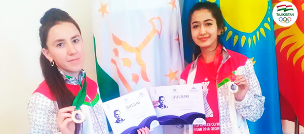Шахматистки из Таджикистана завоевали медали на международных соревнованиях - Sputnik Таджикистан