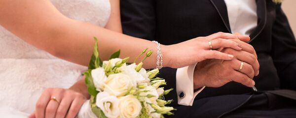 Свадебная пара - Sputnik Тоҷикистон