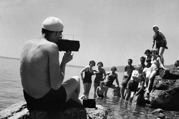 Фотография на память. Ялта, Крым. 1950 год Фотография на память. Ялта, Крым. 1950 год - Sputnik Тоҷикистон