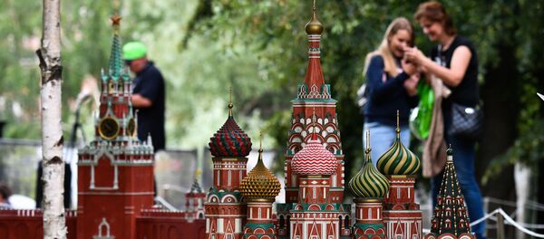 Выставка Россия в миниатюре в парке Царицыно - Sputnik Таджикистан