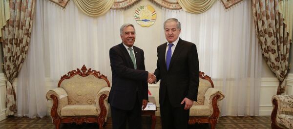 Мулоқоти Муҳаммад Ҳумоюн Қаюмӣ, мушовири аршади Раиси Афғонистон  бо Сироҷиддин Муҳриддин, вазири корҳои хориҷии Тоҷикистон  - Sputnik Тоҷикистон