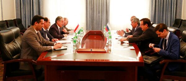 Встреча Министра иностранных дел Таджикистана со Специальным представителем Президента России по Афганистану Встреча Министра иностранных дел Таджикистана со Специальным представителем Президента России по Афганистану - Sputnik Тоҷикистон