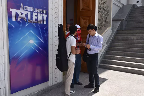 Аз сеҳру ҷоду то рақсу суруд : Central Asia's Got Talent дар Душанбе - акс Аз сеҳру ҷоду то рақсу суруд : Central Asia's Got Talent дар Душанбе - акс - Sputnik Тоҷикистон