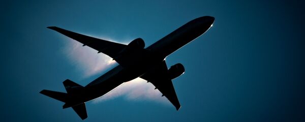 Boeing 777 в небе - Sputnik Таджикистан