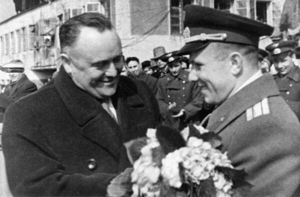 Какой сегодня праздник в Таджикистане и мире: 12 января Какой сегодня праздник в Таджикистане и мире: 12 января - Sputnik Таджикистан