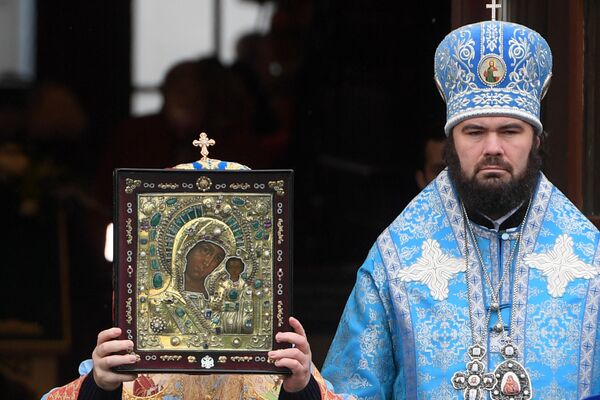 Праздник Казанской иконы Божией Матери в городах России Праздник Казанской иконы Божией Матери в городах России - Sputnik Таджикистан
