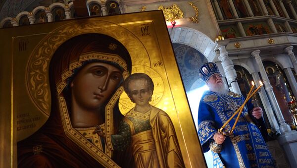 Освящение образа Божьей Матери Казанской, написанного для храма в Сирии - Sputnik Таджикистан