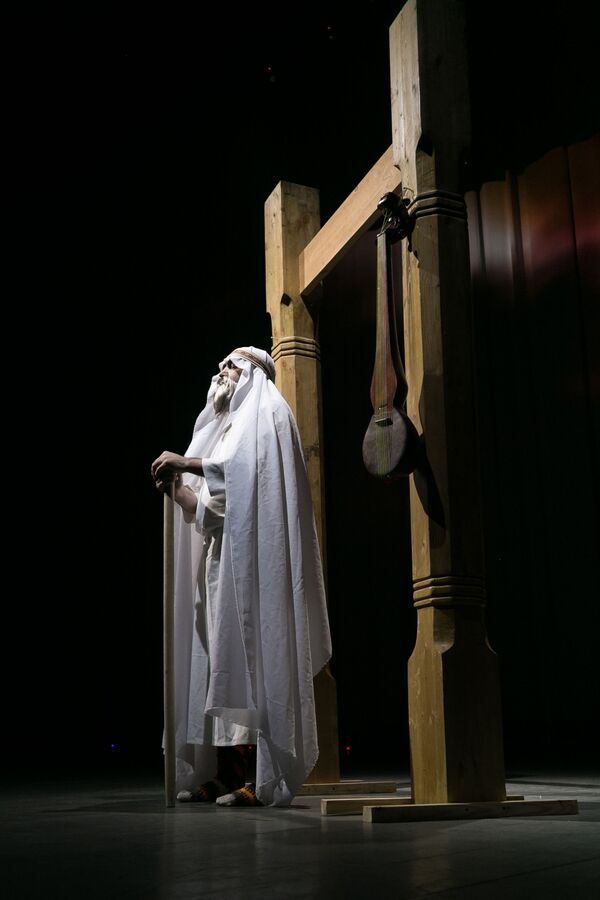 Аксҳои Аълоҳазрат Оқохони IV, оятҳо аз Қуръон ва рэп: таҷлили Рӯзи Имомат дар Маскав - Sputnik Тоҷикистон