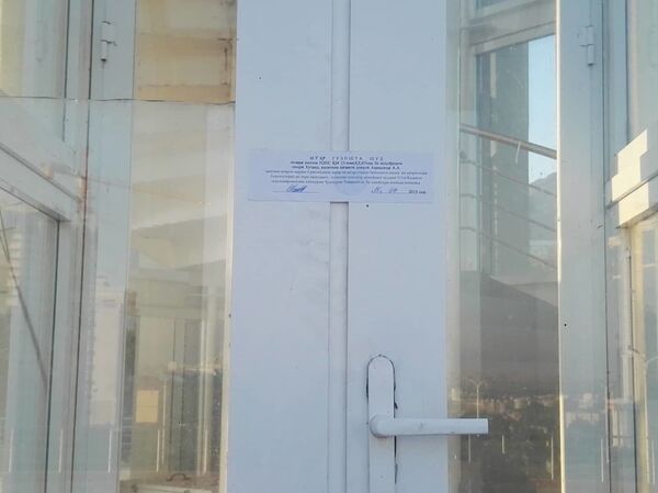 Маҷмааи Истиқлол-и Хуҷанд пас аз сӯхтор: сабаби эҳтимолӣ маълум шуд - акс - Sputnik Тоҷикистон