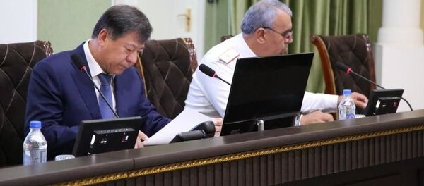 Селекторно-служебное совещание по результатам служебной деятельности и соблюдение законности в Паспортно-регистрационной службе МВД - Sputnik Тоҷикистон