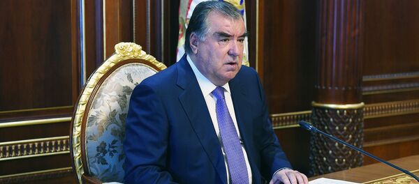 Президент Таджикистана Эмомали Рахмон - Sputnik Тоҷикистон