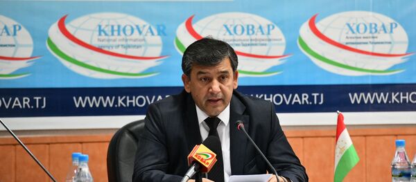 Глава Амонатбанка Сироджиддин Икроми Глава Амонатбанка Сироджиддин Икроми - Sputnik Тоҷикистон