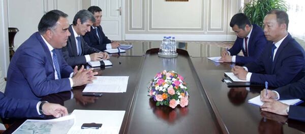 Встреча Раджаббоя Ахмадзода с главой китайской компании ТАЛКО ГОЛД Встреча Раджаббоя Ахмадзода с главой китайской компании ТАЛКО ГОЛД - Sputnik Тоҷикистон