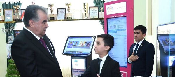 Икбол Темирходжаев Икбол Темирходжаев - Sputnik Таджикистан