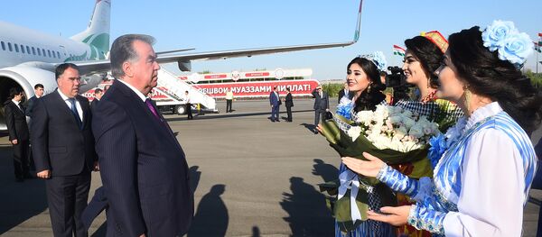 Эмомалӣ Раҳмон ба вилояти Суғд сафар кард - Sputnik Тоҷикистон