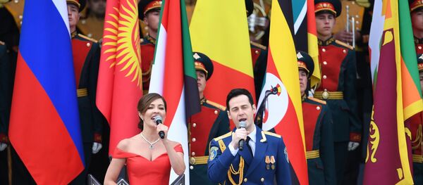 СПУТНИК_LIVE: Соревнования по танковому биатлону открывают Международные армейские игры - Sputnik Таджикистан