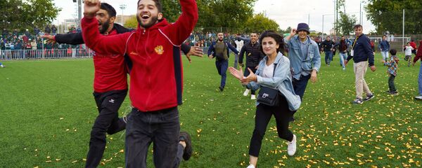 Ҷоми Нур сабқати футбол дар Маскав - Sputnik Тоҷикистон