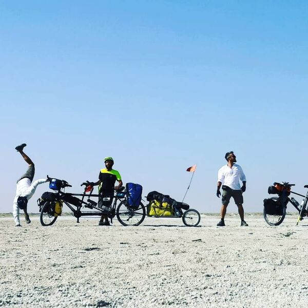 Дучархасавори нобинои итолиёвӣ дар Тоҷикистон: аз тасвири нақби Анзоб то Помир-акс - Sputnik Тоҷикистон