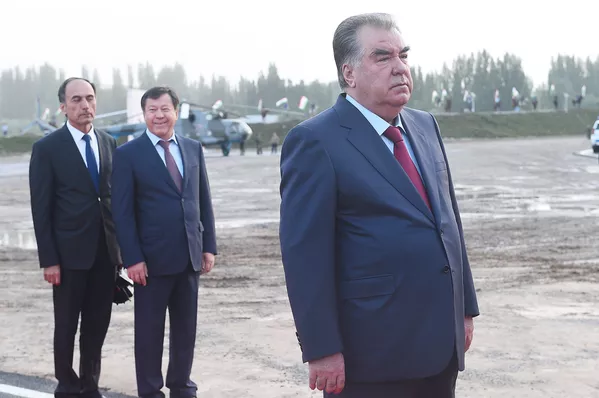 Президент Республики Таджикистана Эмомали Рахмон Президент Республики Таджикистана Эмомали Рахмон - Sputnik Тоҷикистон