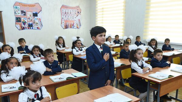 Открытие средней школы №4 в селе Лохути Ховалинского района - Sputnik Таджикистан