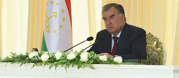 Президент Таджикистана Эмомали Рахмон в Хатлонской области - Sputnik Тоҷикистон