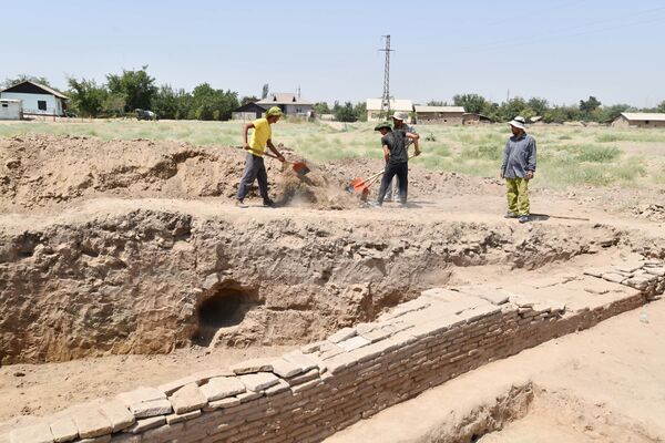 Какой сегодня праздник в Таджикистане и мире: 15 августа Какой сегодня праздник в Таджикистане и мире: 15 августа - Sputnik Таджикистан