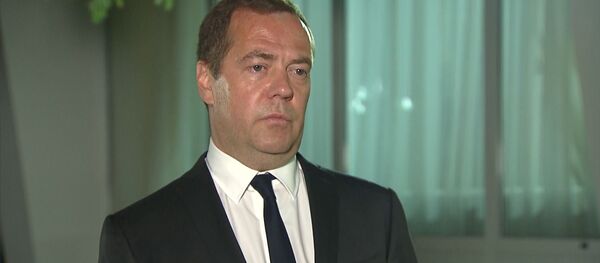 Медведев прокомментировал ситуацию в Кыргызстане - видео - Sputnik Тоҷикистон