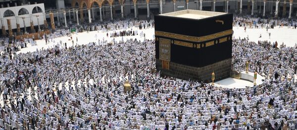 СПУТНИК_СНГ: Трансляция из Мекки - Sputnik Тоҷикистон