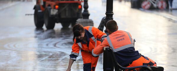 Сотрудники коммунальных служб - Sputnik Тоҷикистон