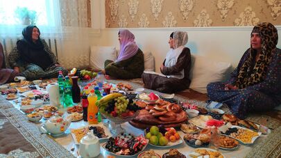 Праздничный дастархан в Душанбе