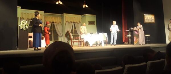 Намоишномаи Дузди боинсоф дар театри ба номи Лоҳутӣ  - Sputnik Тоҷикистон