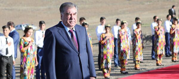 Рабочий визит Эмомали Рахмона в Согдийскую область - Sputnik Тоҷикистон