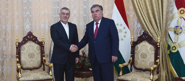 Встреча президента Таджикистана Эмомали Рахмона и Генсека ОЭС Ходи Сулаймонпура - Sputnik Таджикистан