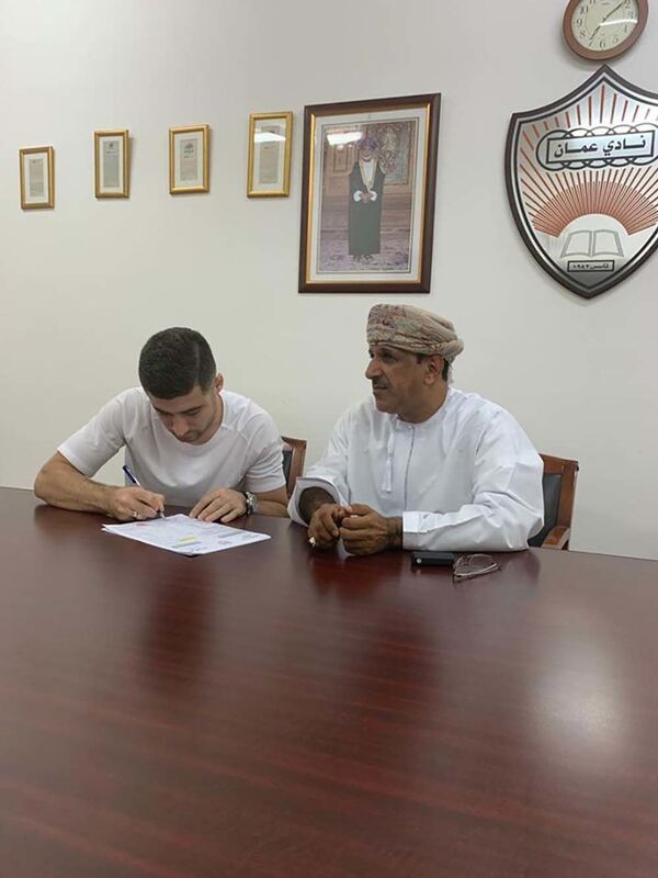 Нуриддин Давронов ба дастаи уммонӣ пайваст - акс  - Sputnik Тоҷикистон