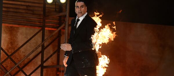 Индийский актер Акшай Кумар на презентации сериала «Конец» Amazon Prime Video в Мумбаи - Sputnik Тоҷикистон